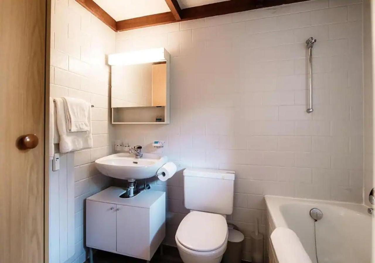 Appartamento Casa Rogoria - Intimo Rifugio Con Terrazza E Caminetto Astano
